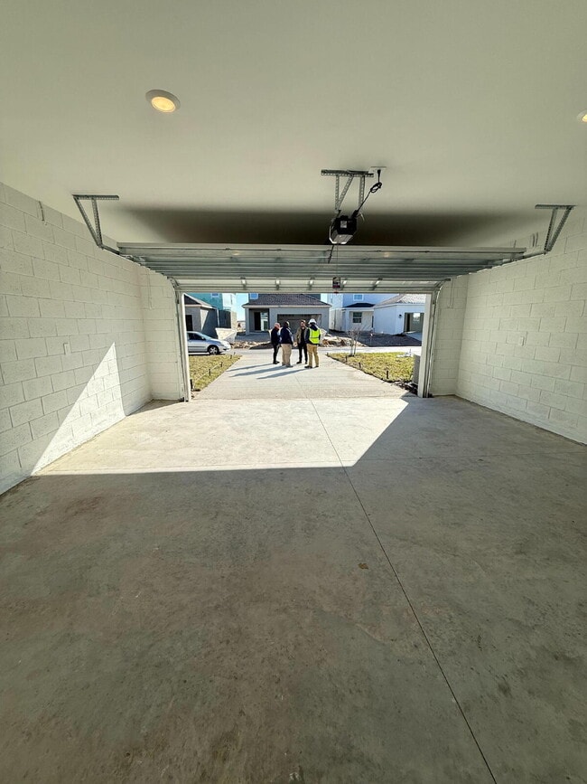 Building Photo - 6080 Zen Wy