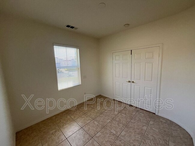 Building Photo - 49739 Pacino St