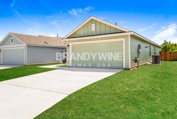 Building Photo - 7218 Winding Finger