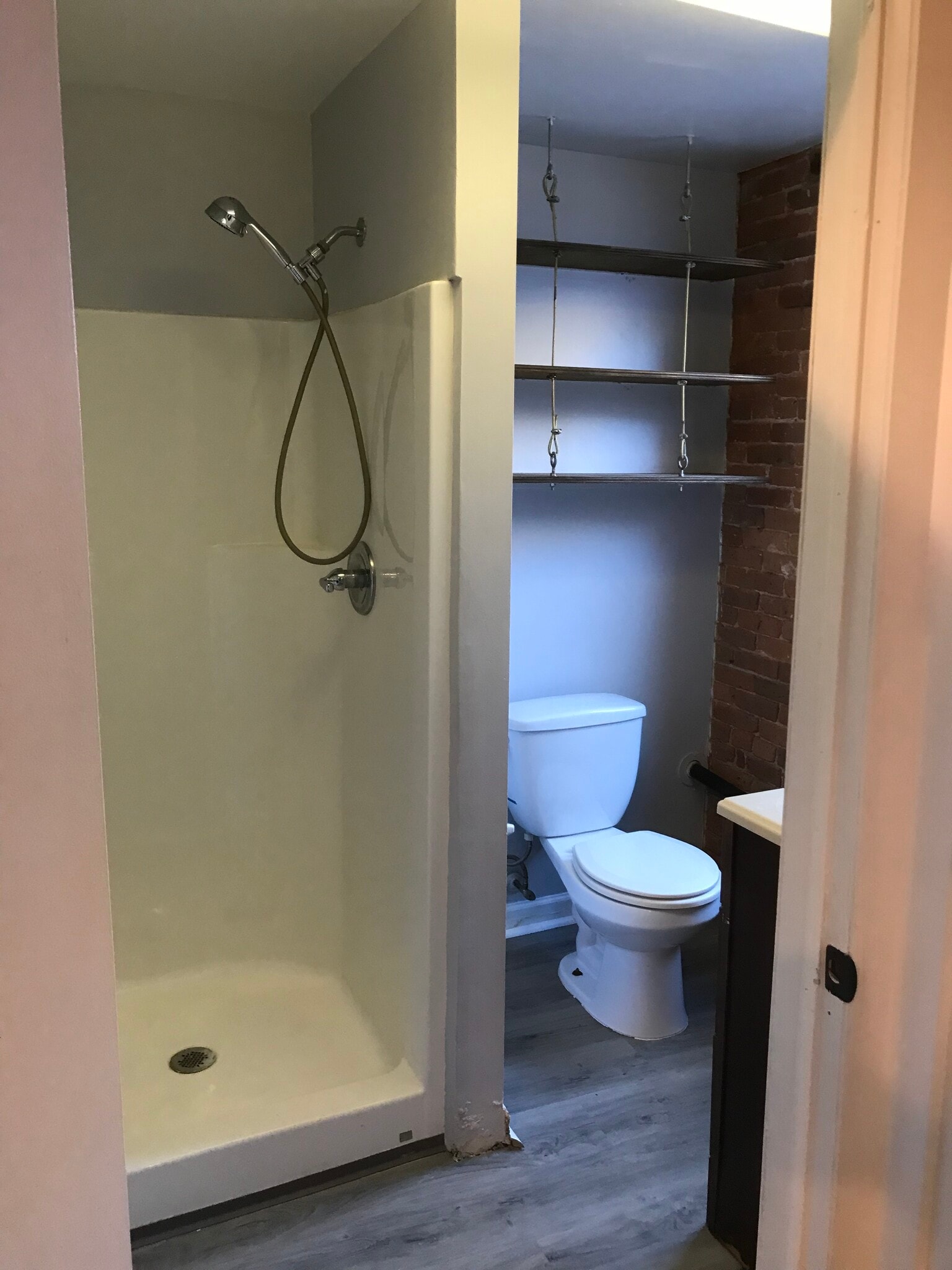 Building Photo - 464 Pratt Street Ext