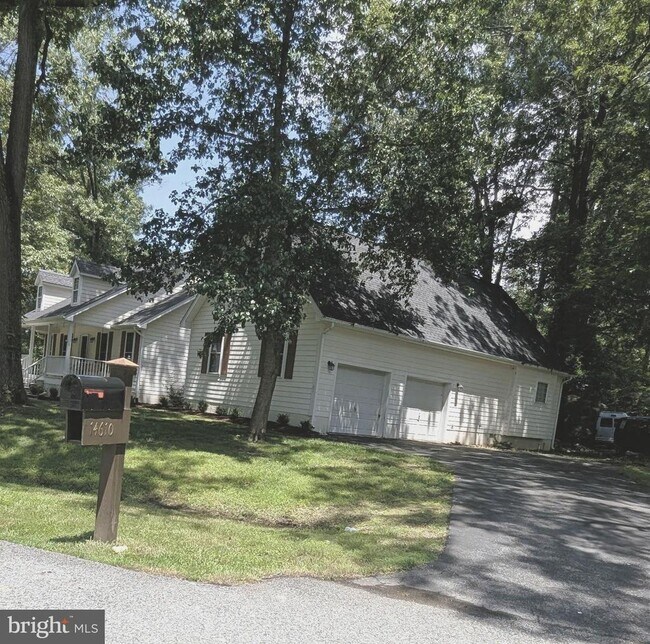 Building Photo - 14610 Balsam Ct