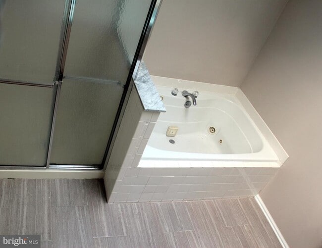 Building Photo - 1408 Wharton Rd