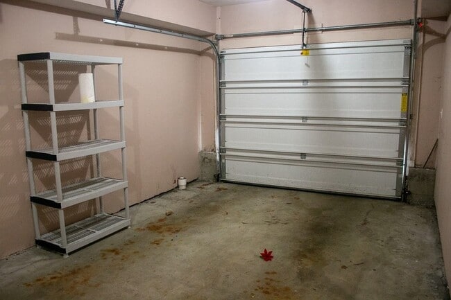 Building Photo - 4 Humphrey St