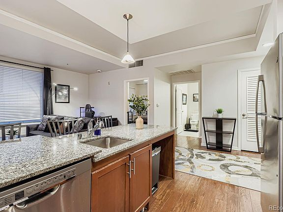 Building Photo - 1975 N Grant St