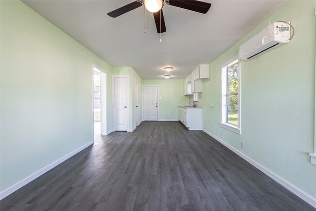 Building Photo - 6309 Anderson St