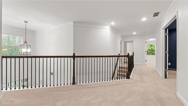 Building Photo - 2040 Bloomfield Ct