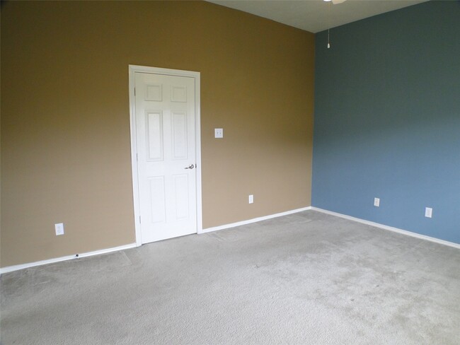 Building Photo - 5414 Trammel Dr