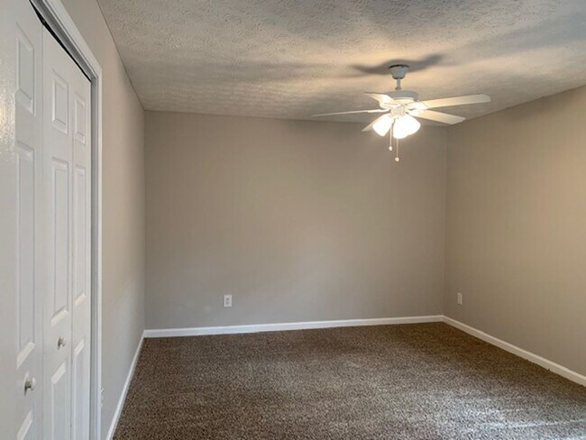 Building Photo - Coming Soon! Charming 3 Bedroom / 2 Bath Ranch Home in Jonesboro!