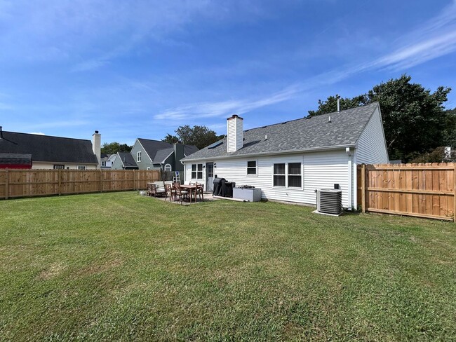 Building Photo - 3-bedroom Gem in the heart of Virginia Beach! "ASK ABOUT OUR ZERO DEPOSIT"