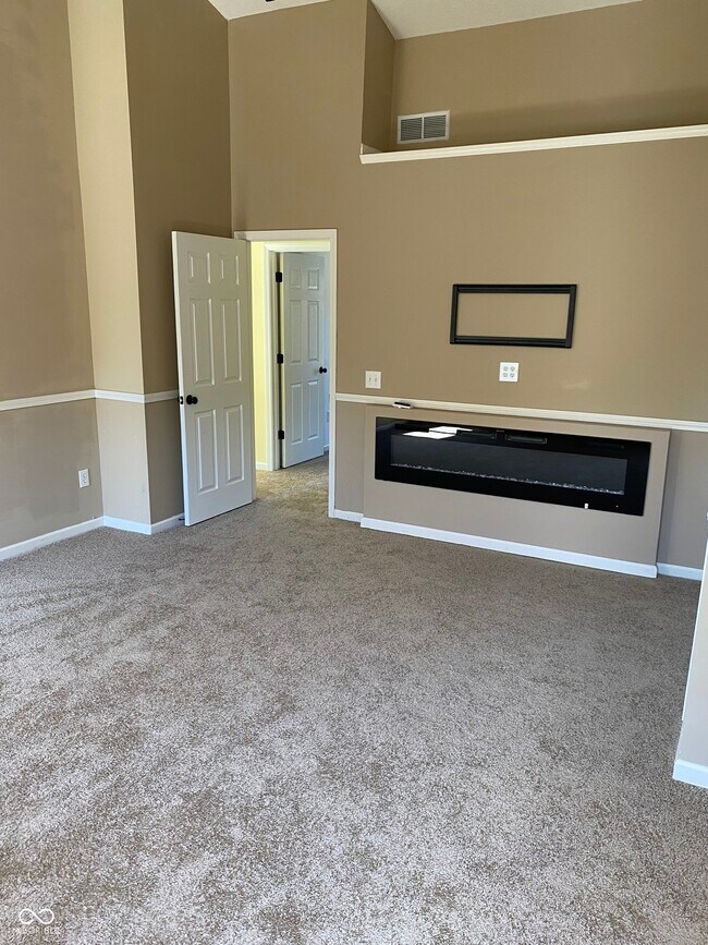 Building Photo - 14375 Leland Muse