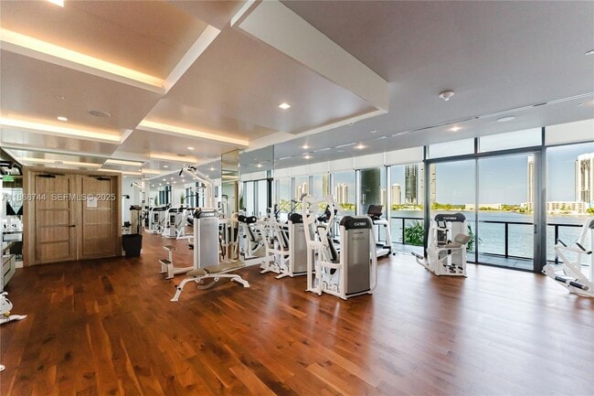 Building Photo - 3916 Island Estates Dr