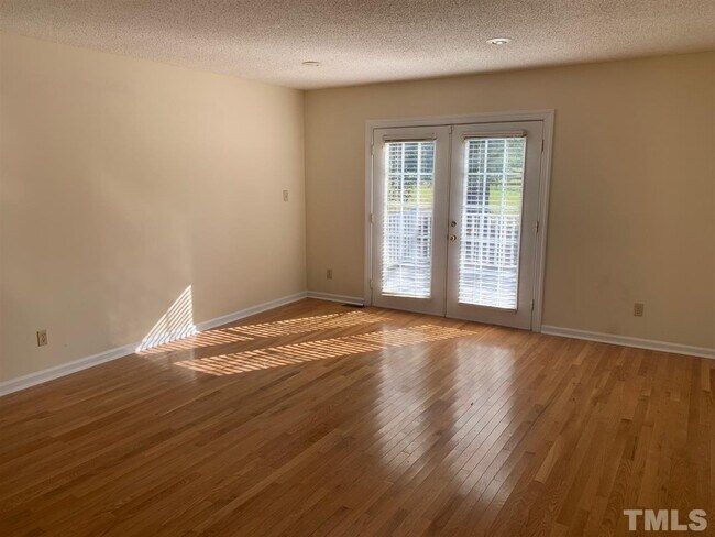 Building Photo - 7824 Humie Olive Rd