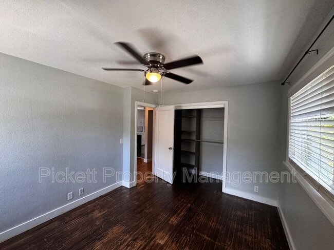 Building Photo - 631 Bertha Ave
