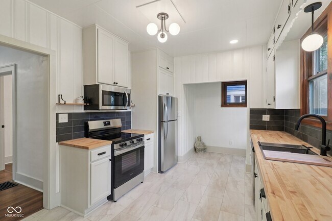 Building Photo - 615 N Grant Ave