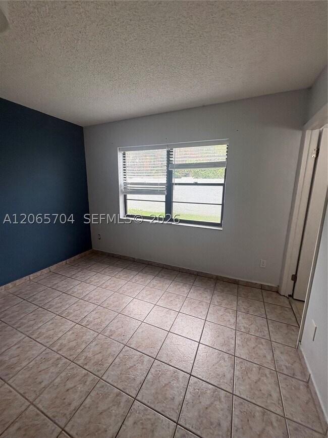 Building Photo - 18236 Mediterranean Blvd