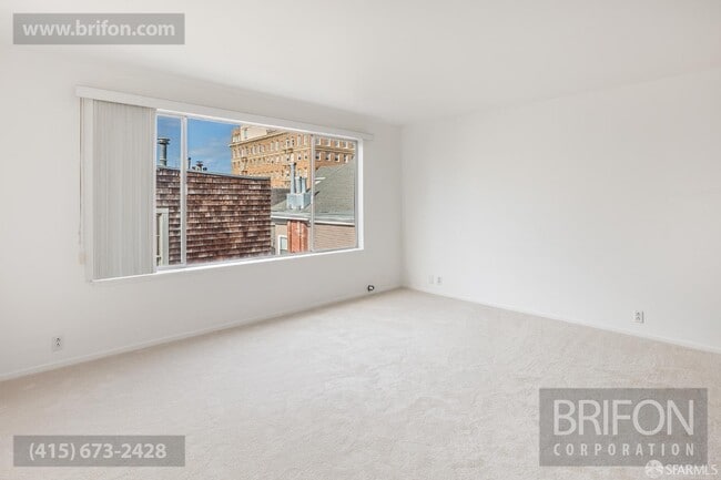 Building Photo - 2221 Gough St