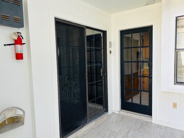 Building Photo - 2036 S 5th St