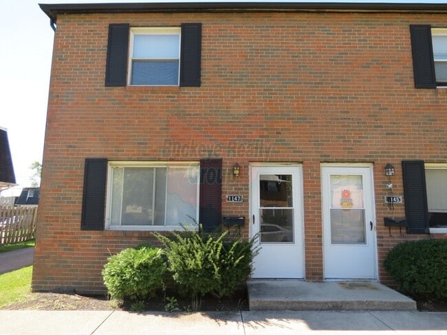 Primary Photo - 1147 Mccarley Dr E Columbus, OH 43228