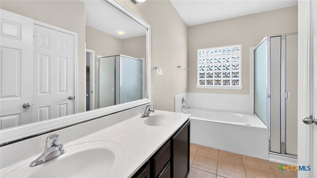 Building Photo - 3403 Cricklewood Drive