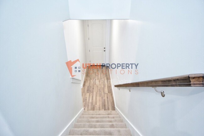 Building Photo - 1621 N 3890 W
