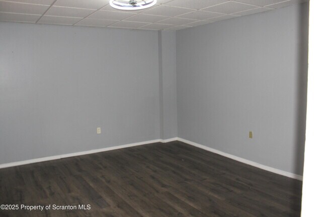 Building Photo - 323 Union St