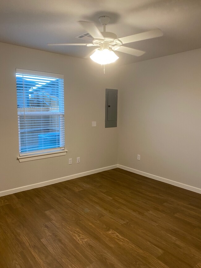 Building Photo - 11309 Breckenridge Dr