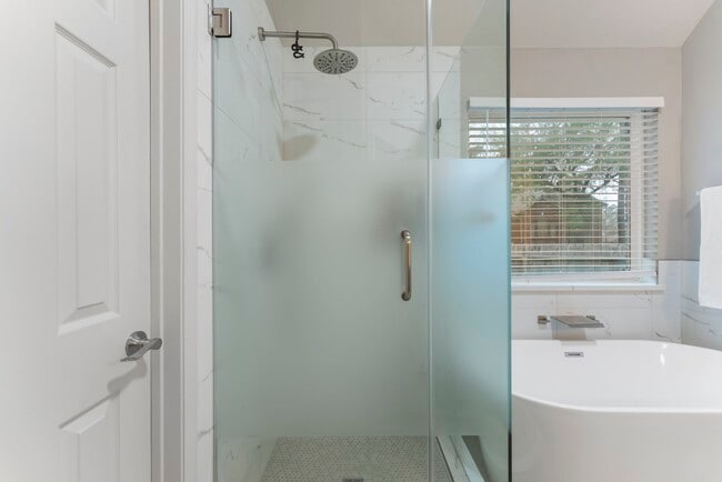 Building Photo - 25003 Burgh Castle Dr