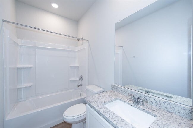 Building Photo - 383 Cross Barn Blvd