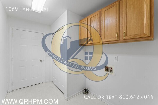 Building Photo - 1069 Tahoe Trail