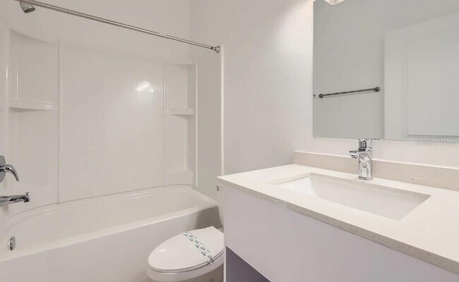 Building Photo - 1213 Southstation Pl