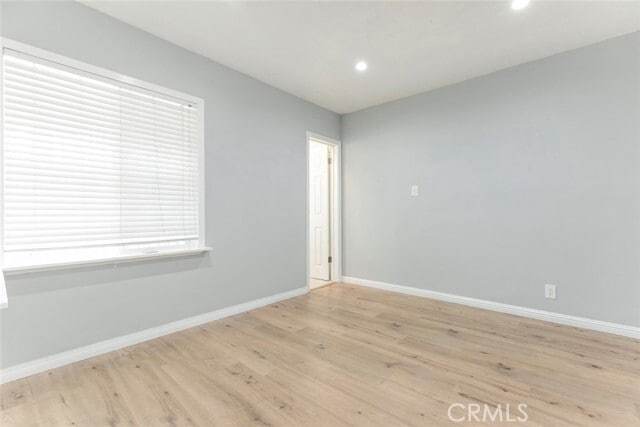 Building Photo - 10430 Langdon Ave