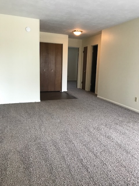 Building Photo - 634 W Foulke Ave