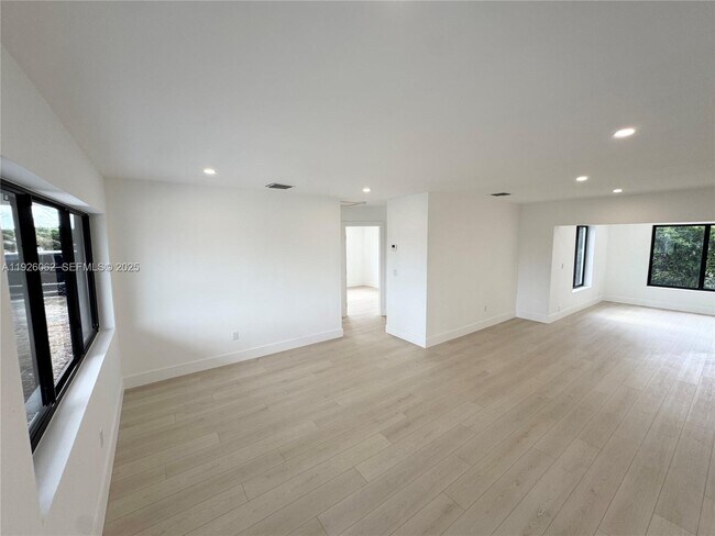 Building Photo - 15300 NW 32nd Ave