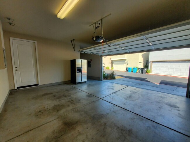 Building Photo - 618 Montage Cir