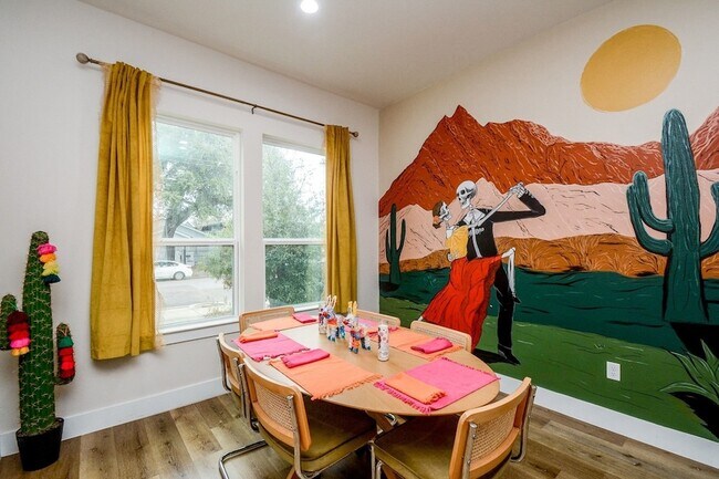 Building Photo - 1504 Evelyn St