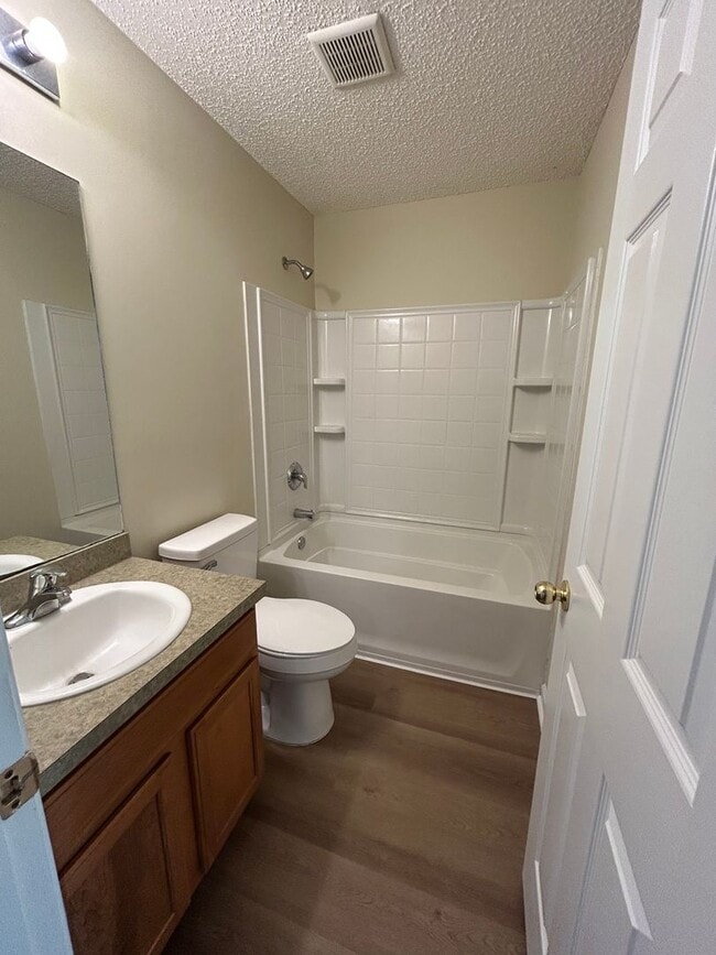 Building Photo - Beautiful Ranch Home in Springfield