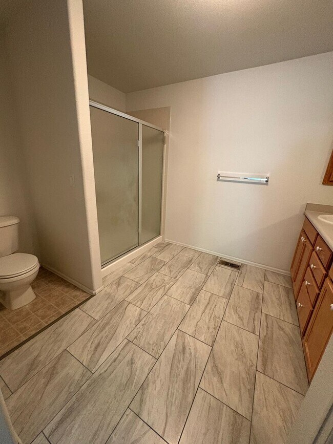 Building Photo - 5050 Rill Valley Way