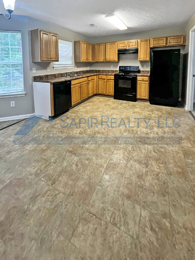 Building Photo - 5042 Cottage Grove Pl
