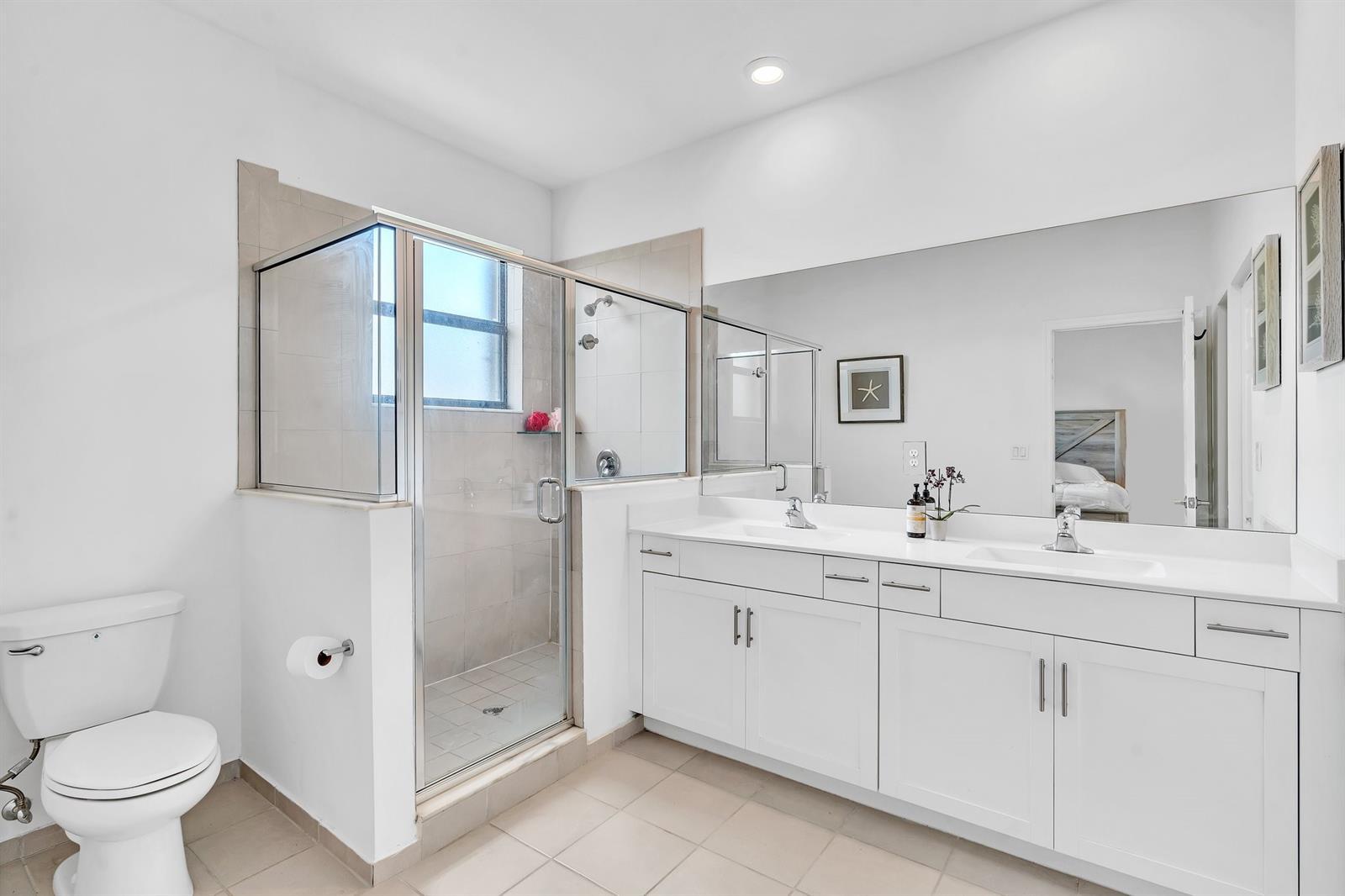 Building Photo - 4668 Banker Ter