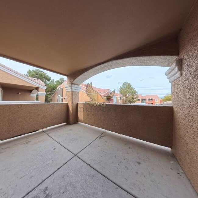 Building Photo - 8101 W Flamingo Rd