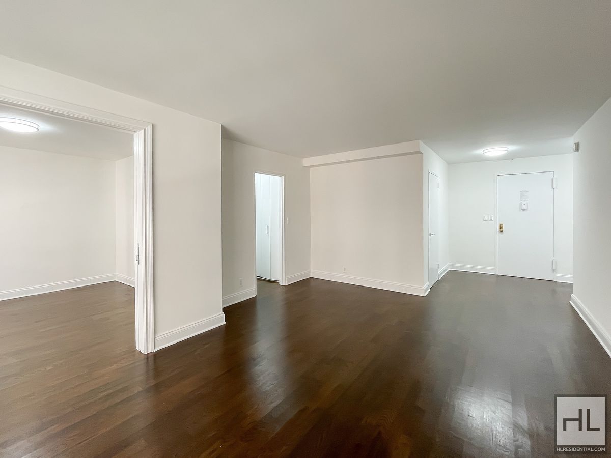 Building Photo - EAST 56 STREET
