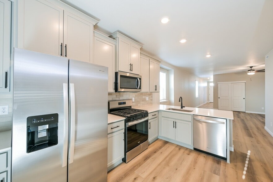 Building Photo - 18338 E 93rd Pl