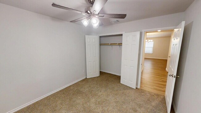 Building Photo - "Charming 4-Bed Oasis with Granite Touches in Nolanville – 1737 Sq Ft of Comfort!"