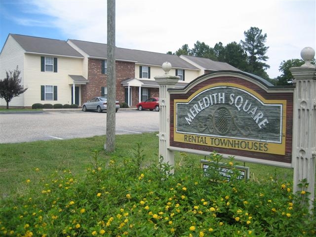 Primary Photo - Meredith Square Townhomes