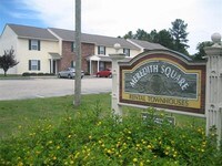 Building Photo - Meredith Square Townhomes