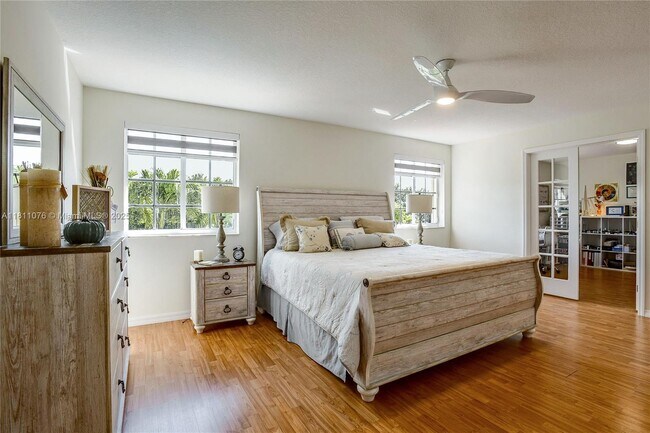 Building Photo - 4322 Fox Ridge Dr