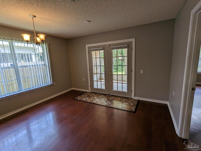 Building Photo - 1490 Newcastle Way