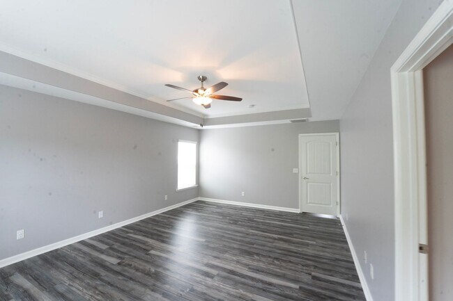 Building Photo - Coming Available!