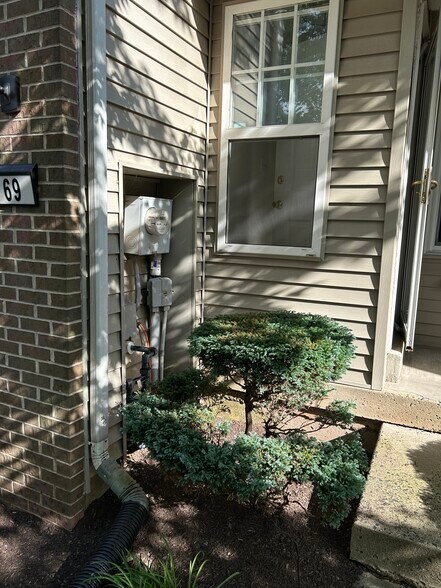 Utilities - 69 Walker Rd