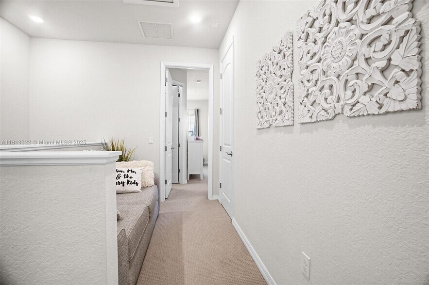 Building Photo - 8239 Tailshot Ct